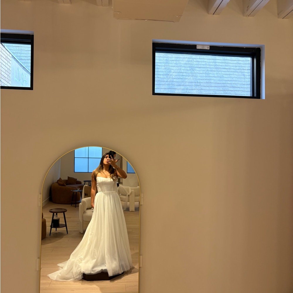 Elegant Pronovias White Strapless Wedding Dress